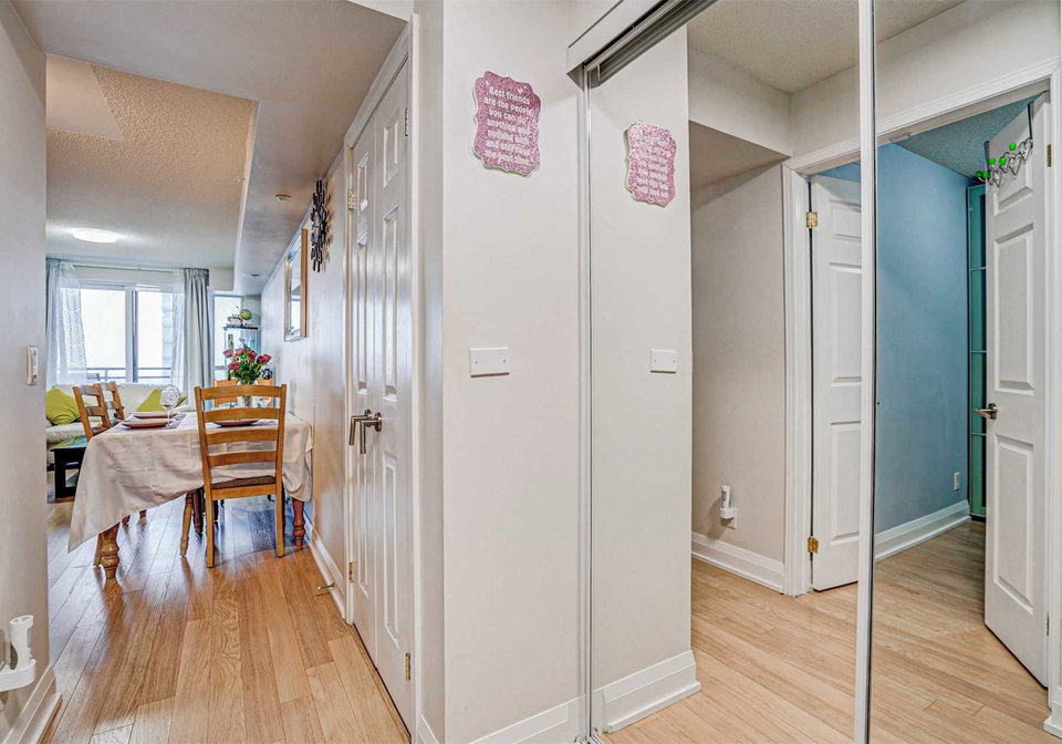 372-highway-7-street-e-richmond-hill-ontario-n5537506