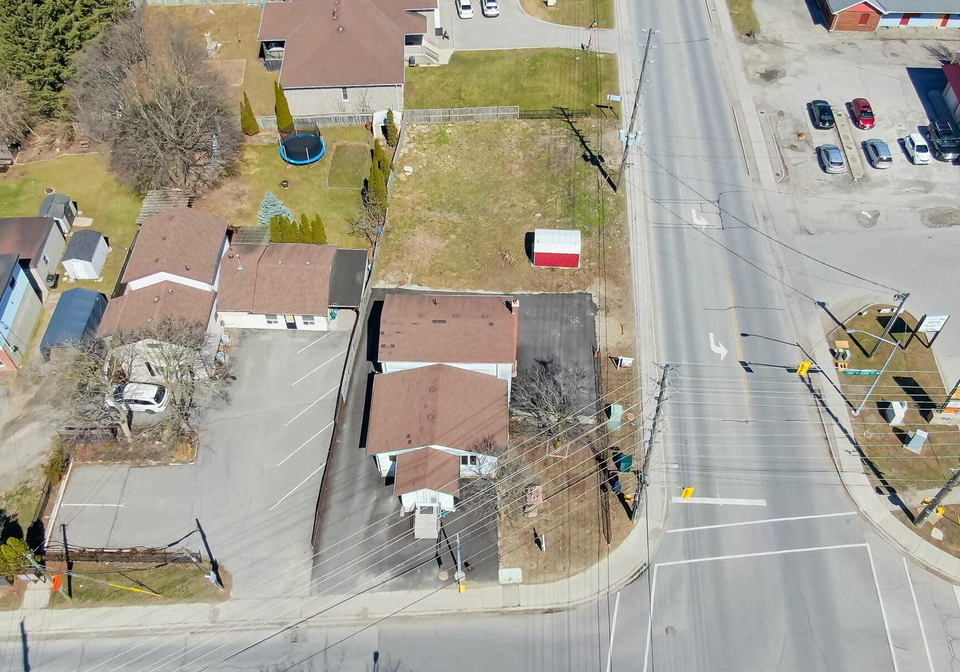 2-bradford-street-east-gwillimbury-ontario-n5569650