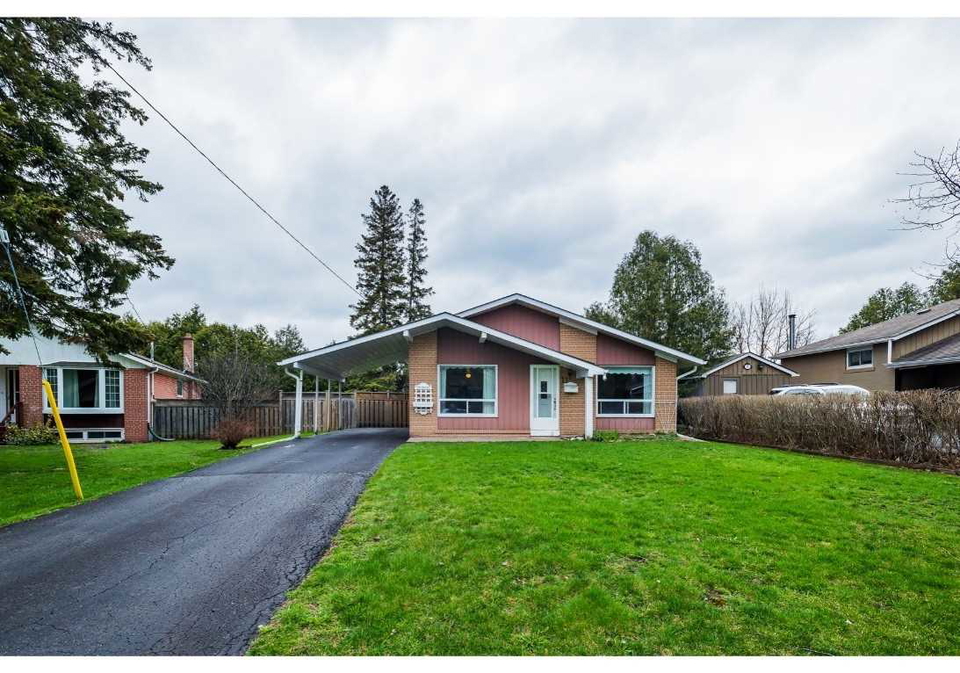 11-knowles-crescent-aurora-ontario-n5595744