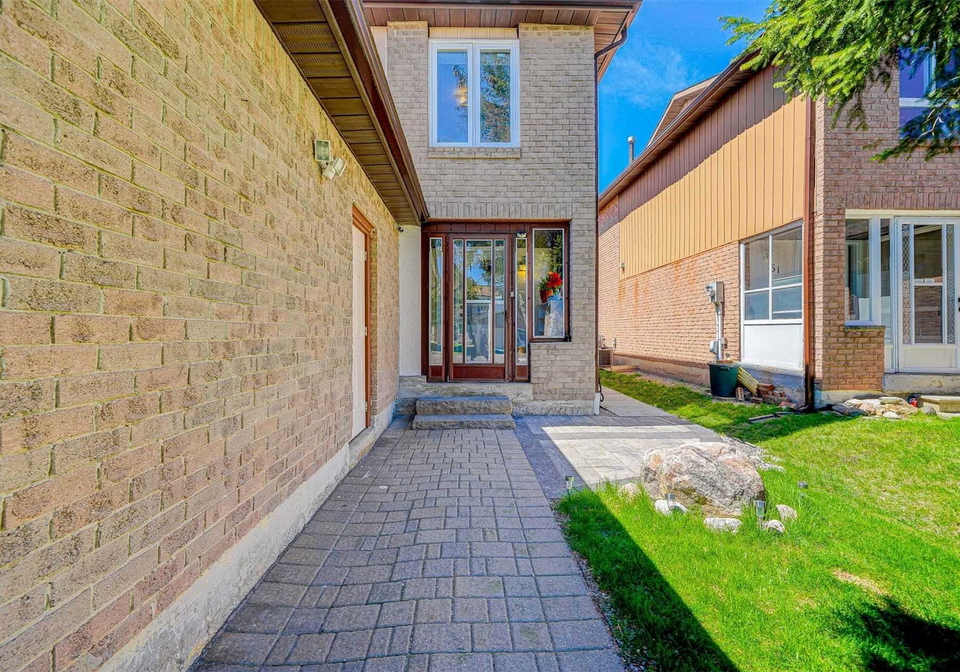 59-barrington-crescent-markham-ontario-n5610606