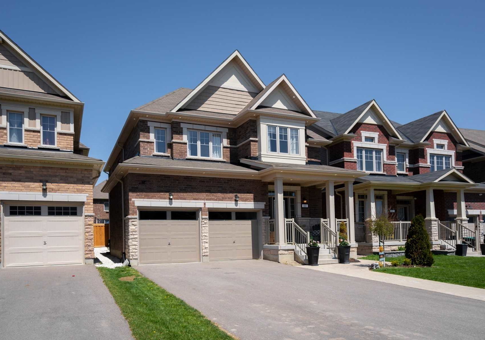 60-jenkins-avenue-new-tecumseth-ontario-n5643177