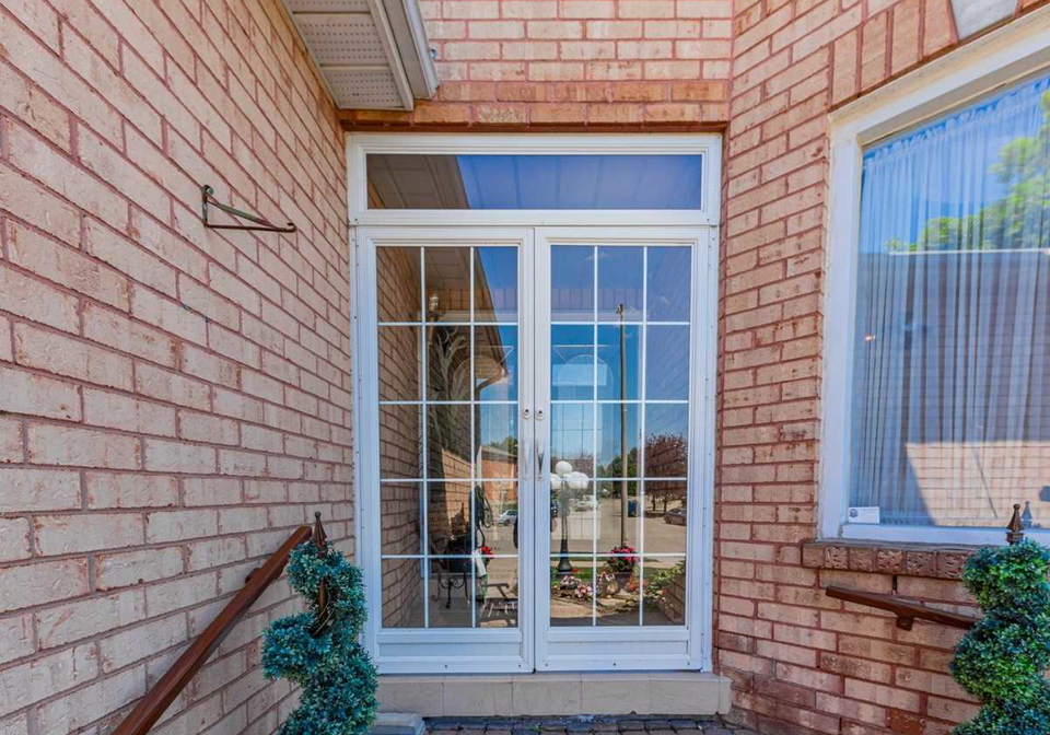 11-laser-court-richmond-hill-ontario-n5680564