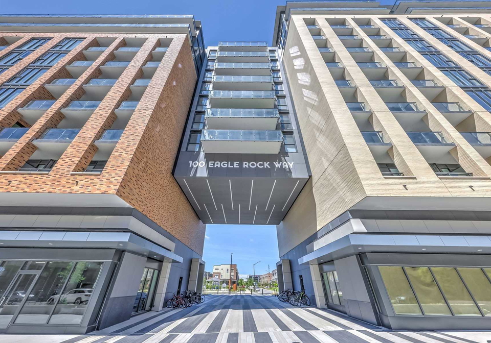 100-eagle-rock-way-way-vaughan-ontario-n5769186