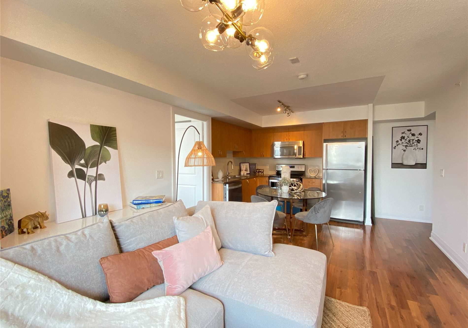 376-highway-7-e-road-richmond-hill-ontario-n5781562