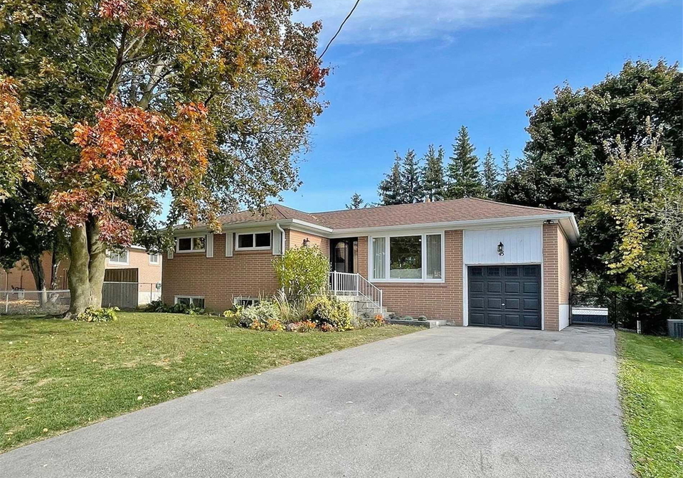 45-lewis-drive-newmarket-ontario-n5803625