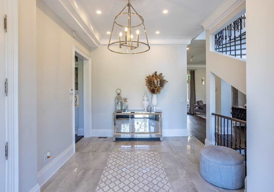 17669-warden-avenue-east-gwillimbury-ontario-n5832540