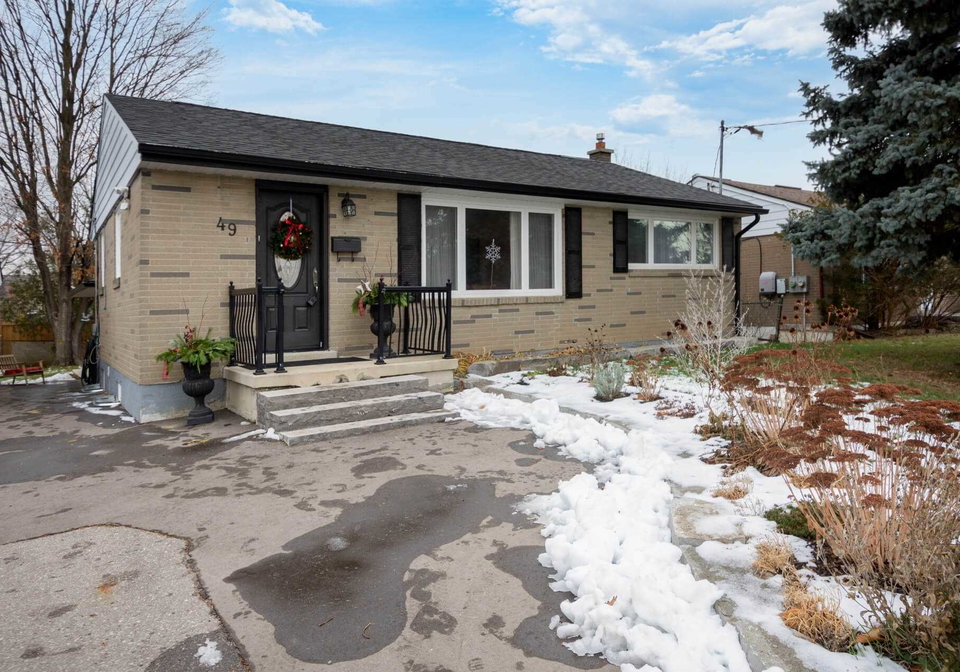 49-hurricane-avenue-vaughan-ontario-n5856070