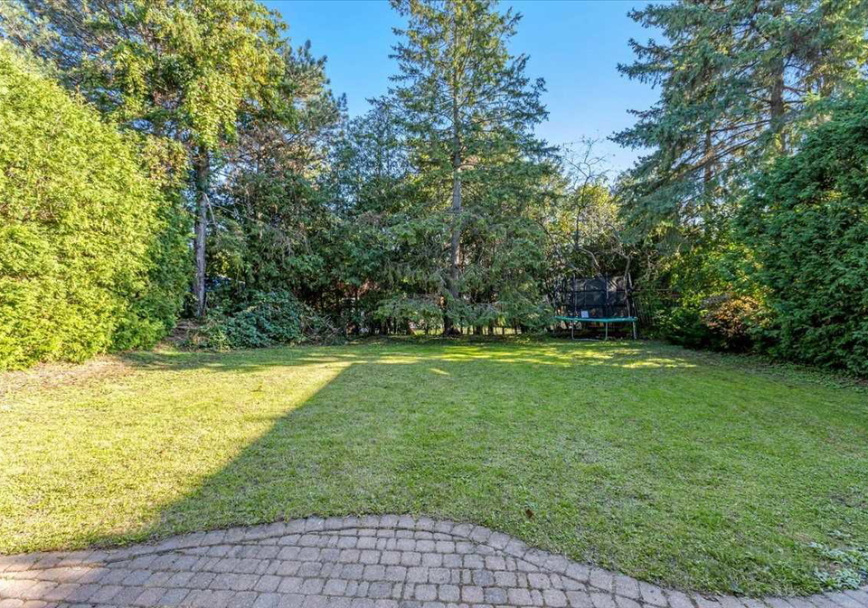 8-cedar-forest-court-markham-ontario-n5868922