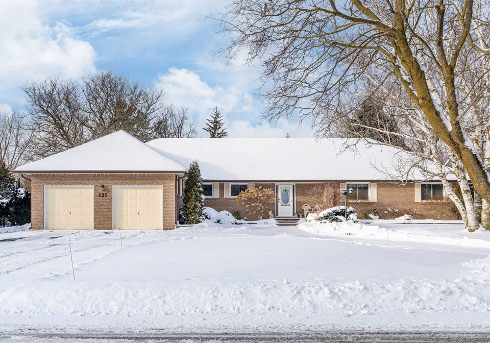 135-jennifer-crescent-east-gwillimbury-ontario-n5912637