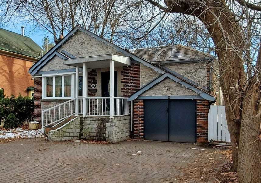 46-centre-street-e-richmond-hill-ontario-n5932385