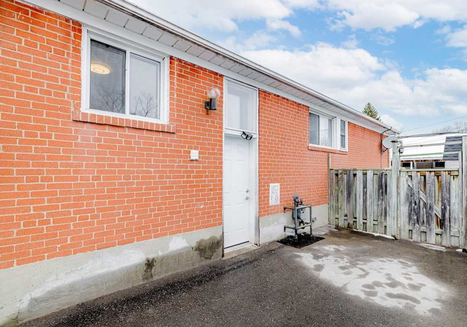 260-taylor-mills-drive-n-richmond-hill-ontario-n5963411