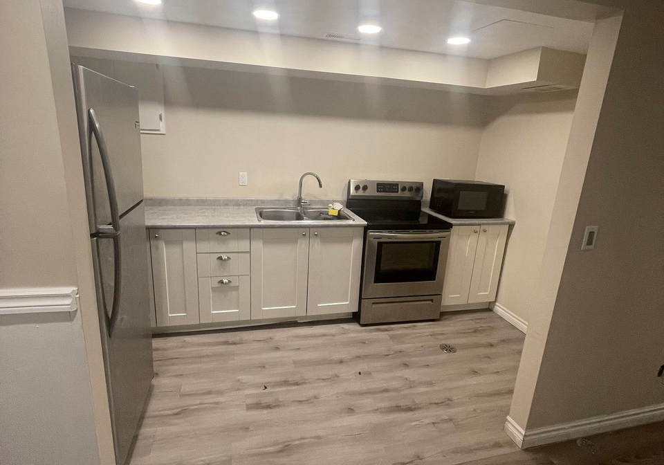 779-greenfield-crescent-newmarket-ontario-n5966844