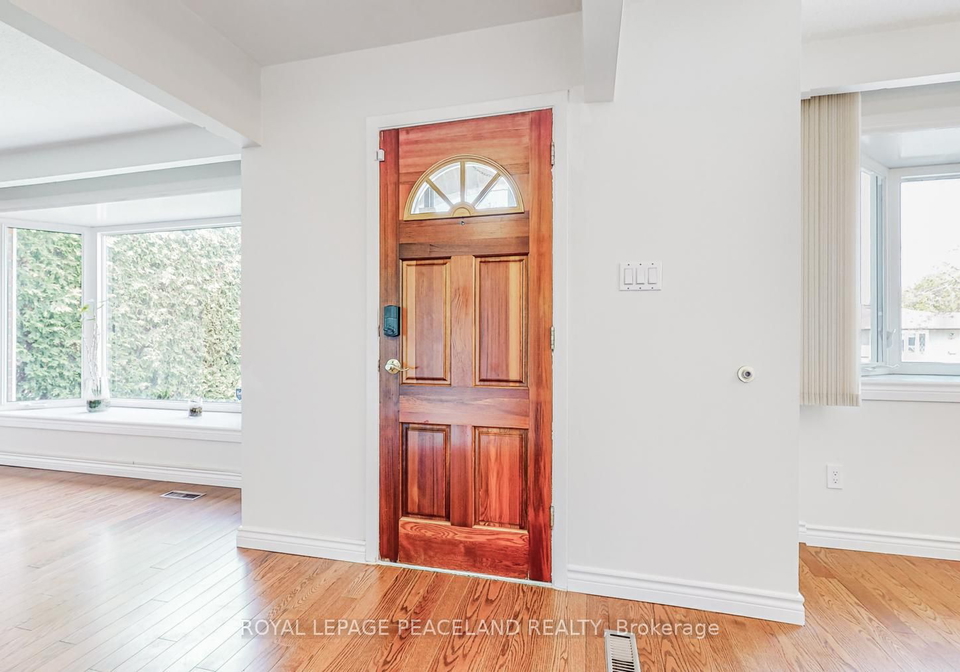 17-devins-drive-aurora-ontario-n5968256