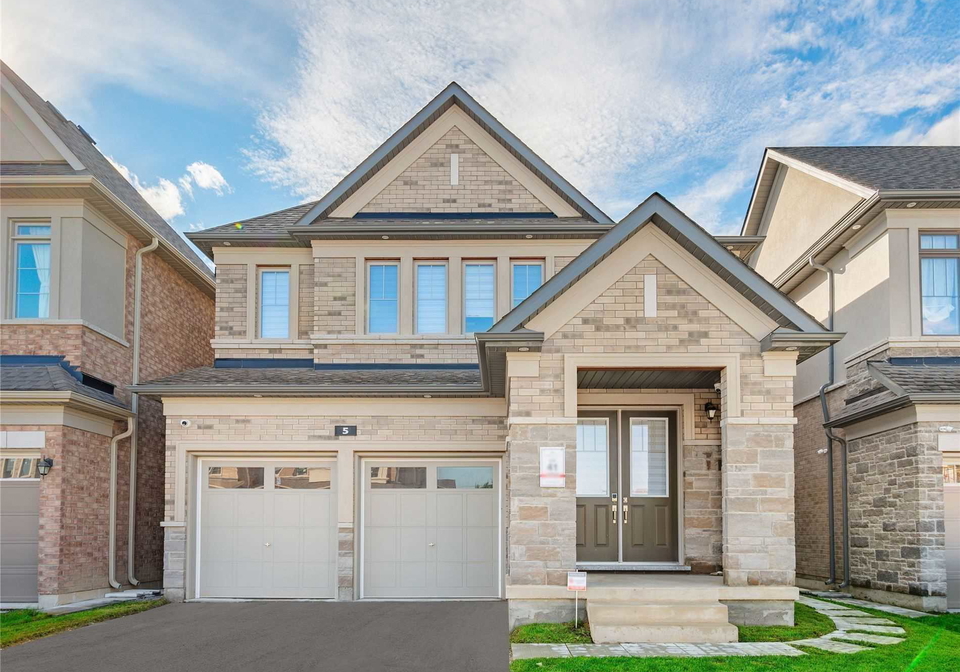 5-sikura-circle-aurora-ontario-n6037797