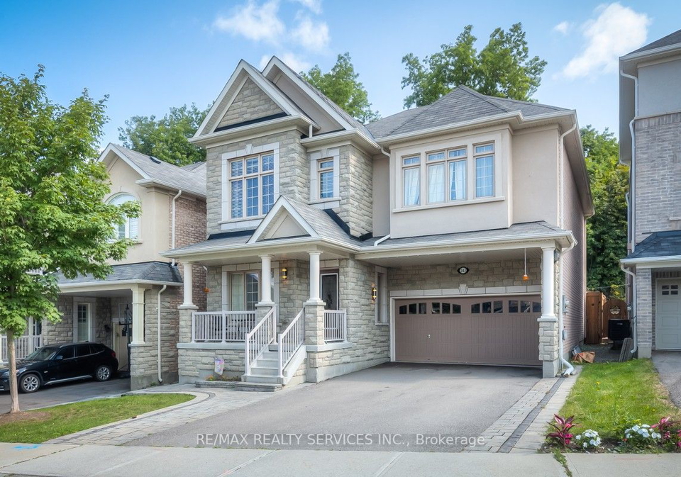 243-gord-clelland-gate-newmarket-ontario-n6037864