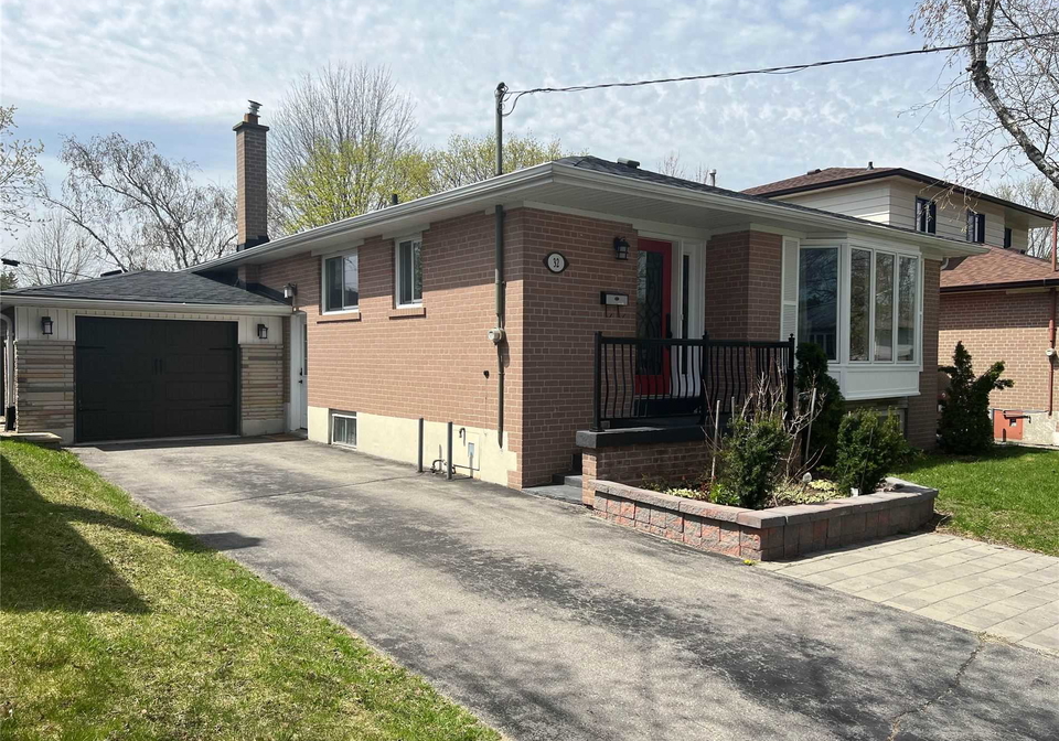 32-collins-crescent-aurora-ontario-n6042167