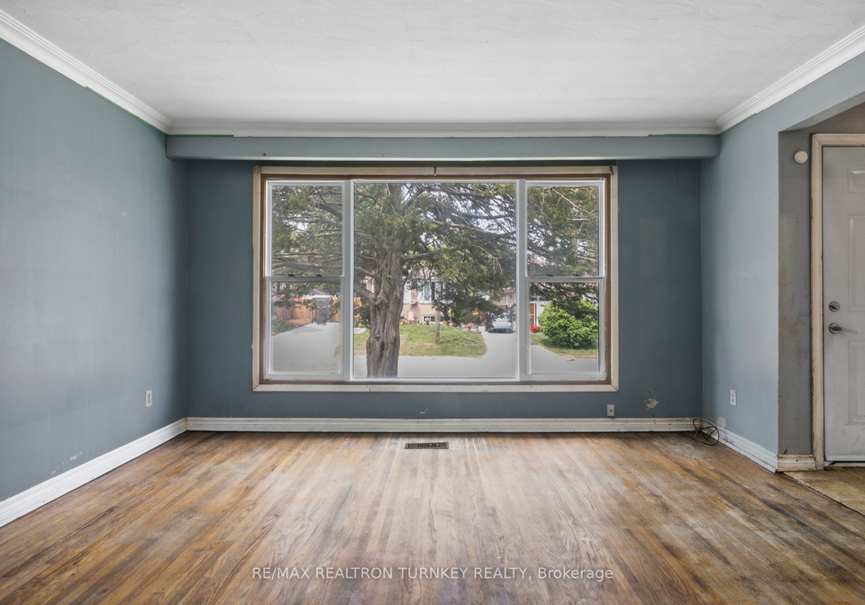 228-silverbirch-drive-newmarket-ontario-n6143724