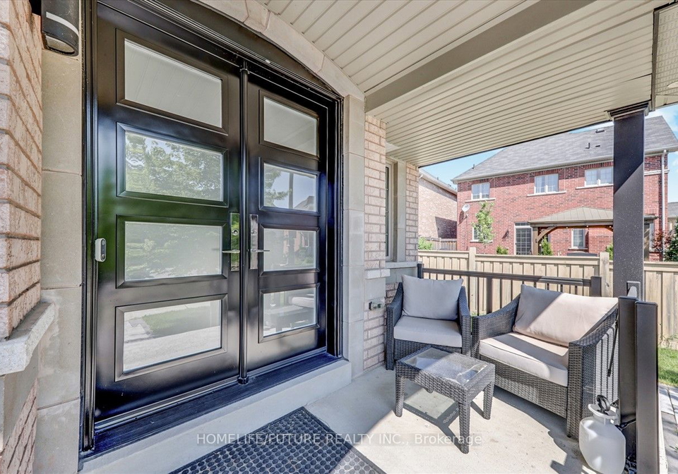 1258-atkins-drive-newmarket-ontario-n7003646