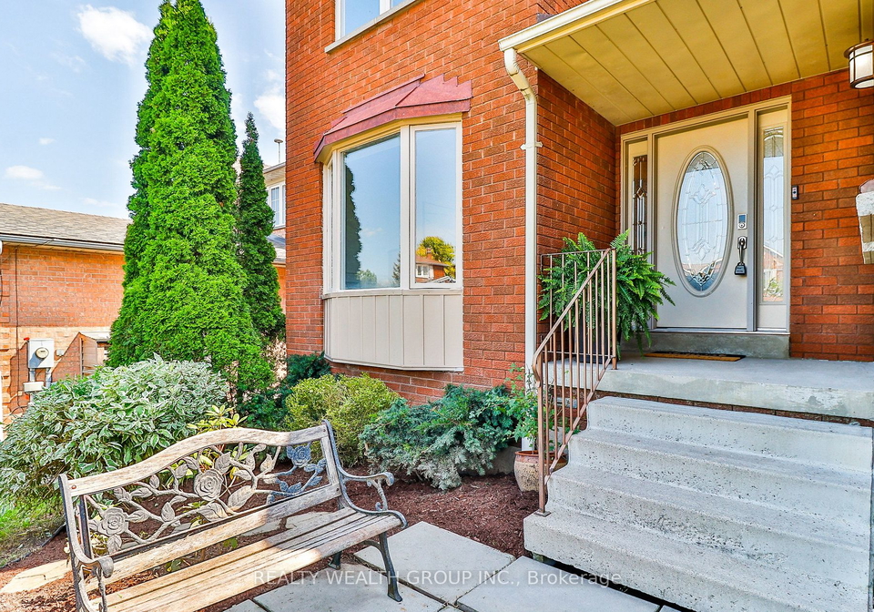 21-keffer-circle-newmarket-ontario-n7241236