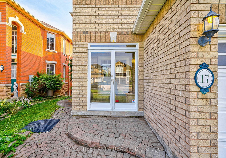 17-princeton-avenue-richmond-hill-ontario-n7272606