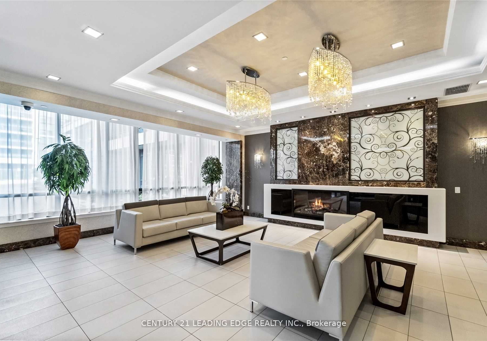 370-highway-7-road-e-richmond-hill-ontario-n7327476