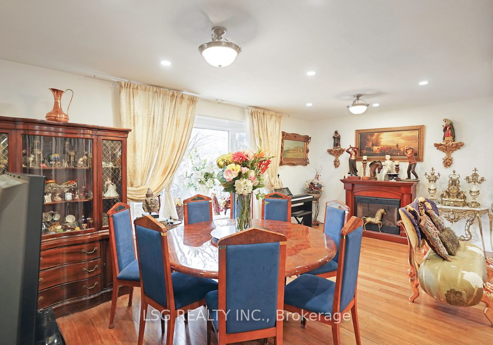 10-johnson-road-aurora-ontario-n7337574