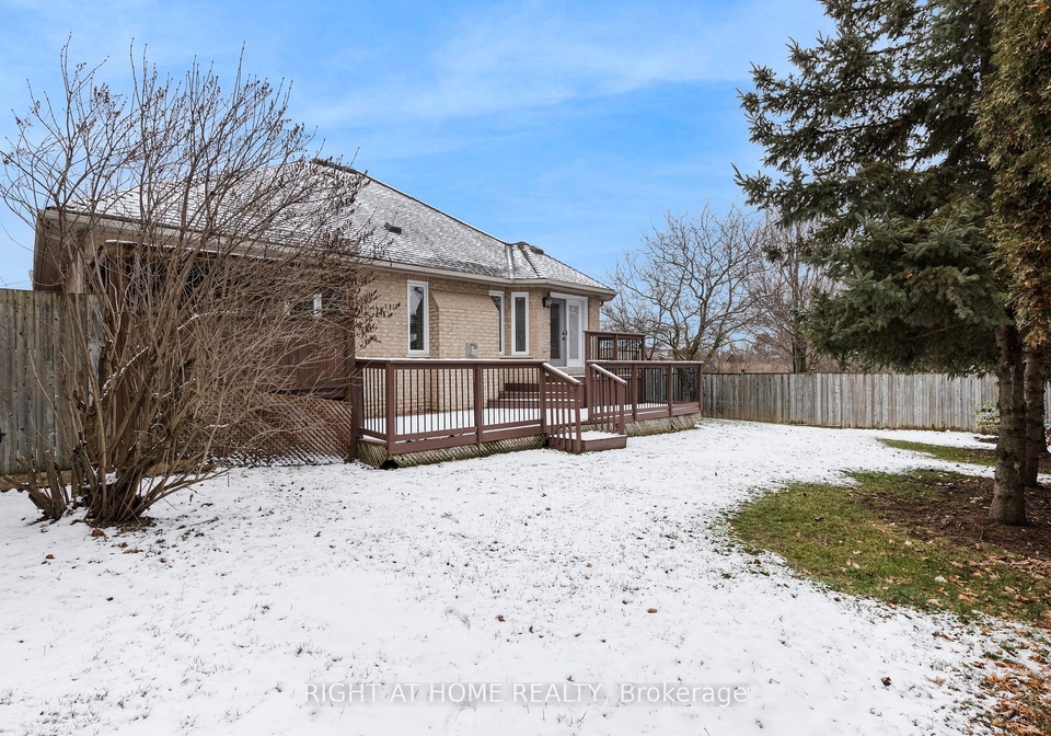 638-goodyear-crescent-newmarket-ontario-n7402256