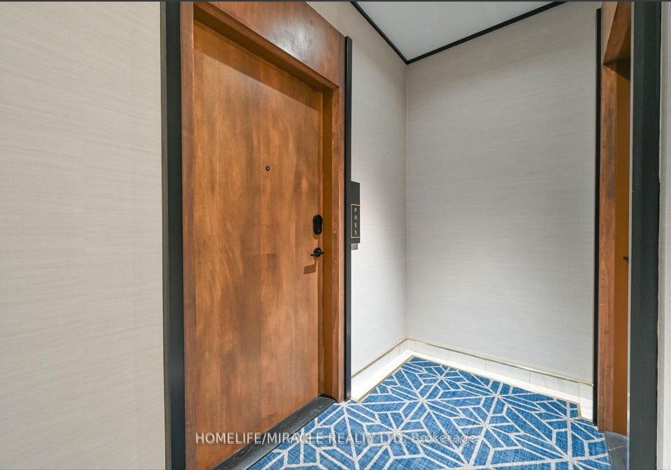 120-eagle-rock-way-street-vaughan-ontario-n8022950
