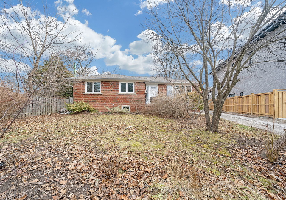 452-lynett-crescent-richmond-hill-ontario-n8063556