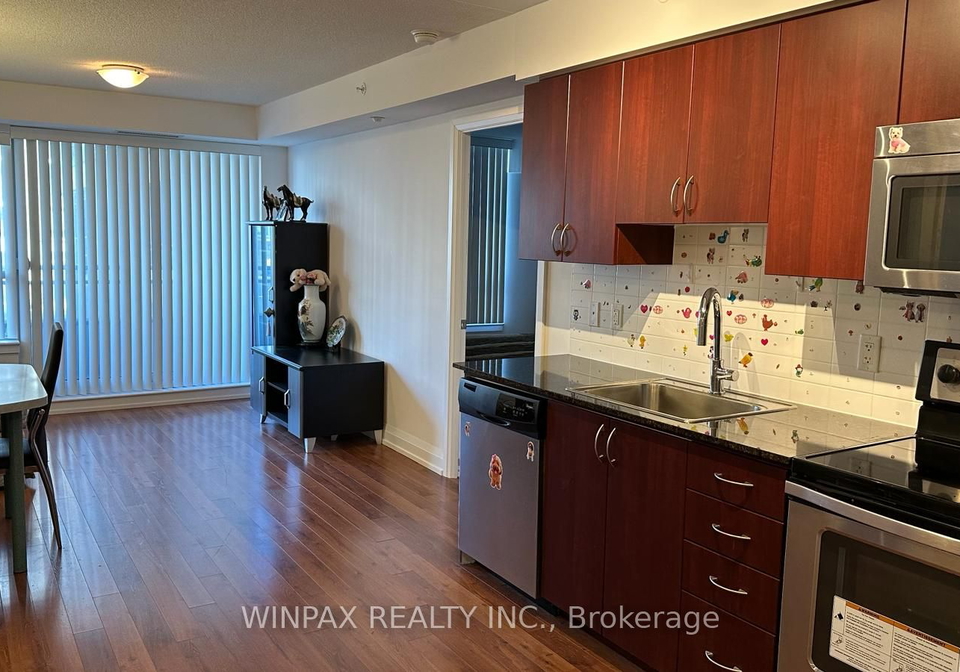 370-hwy-7-e-richmond-hill-ontario-n8068262