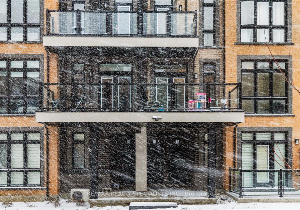 2-phelps-lane-richmond-hill-ontario-n8074090