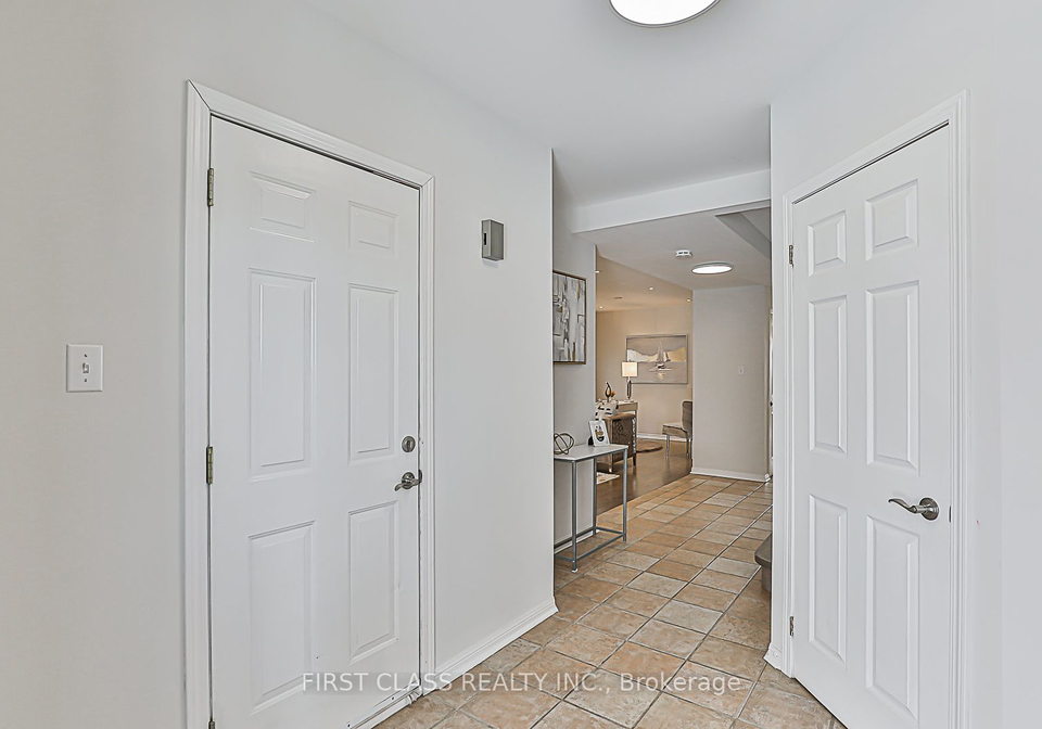 818-stonehaven-avenue-newmarket-ontario-n8077622