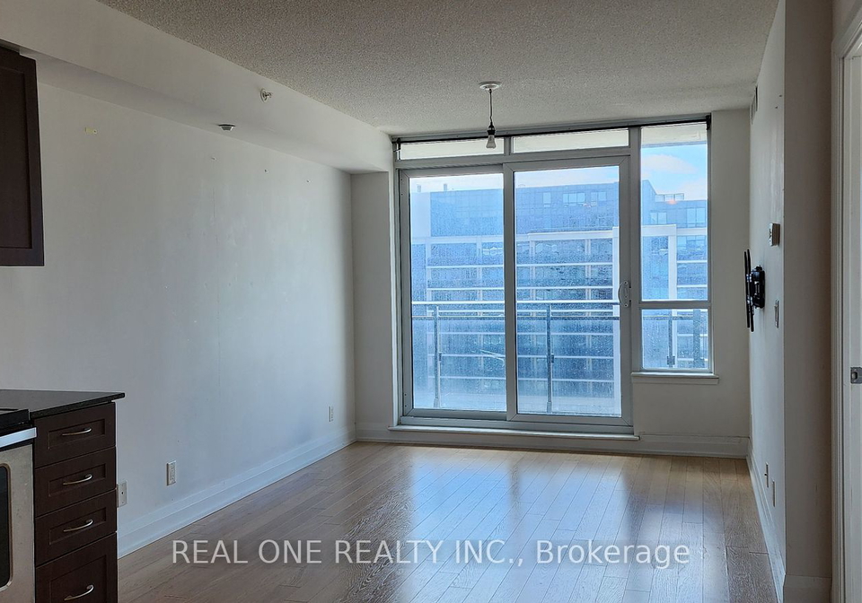 372-highway-7-richmond-hill-ontario-n8179830