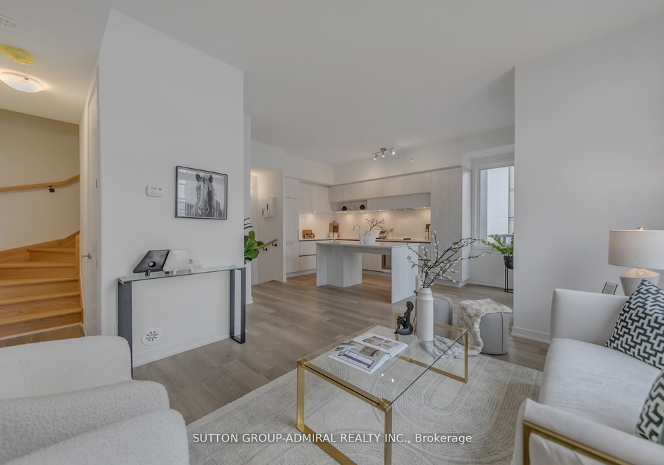 10-steckley-house-lane-richmond-hill-ontario-n8180360