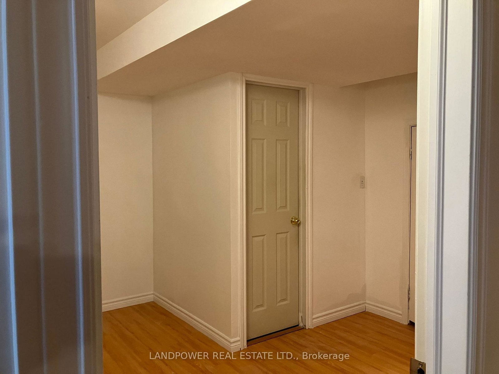 29-sandy-point-drive-s-richmond-hill-ontario-n8190496