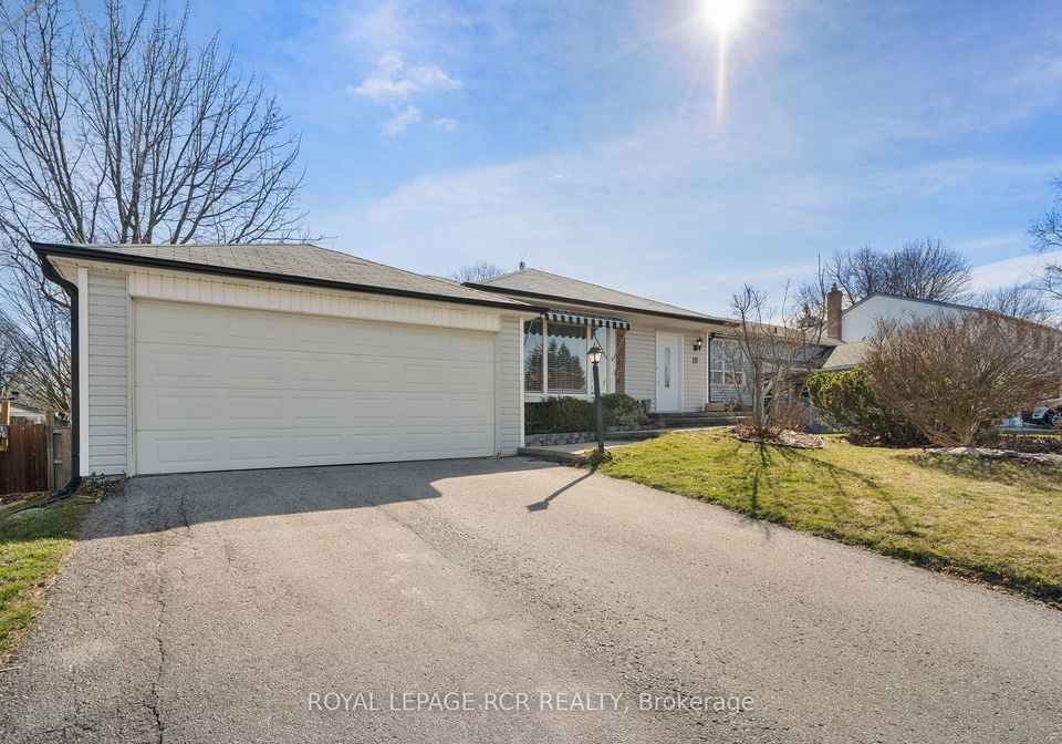 19-holland-river-boulevard-east-gwillimbury-ontario-n8203050
