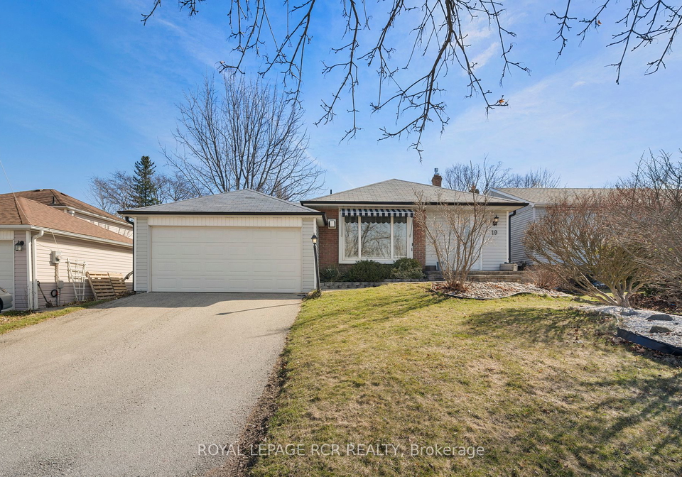 19-holland-river-boulevard-east-gwillimbury-ontario-n8203050