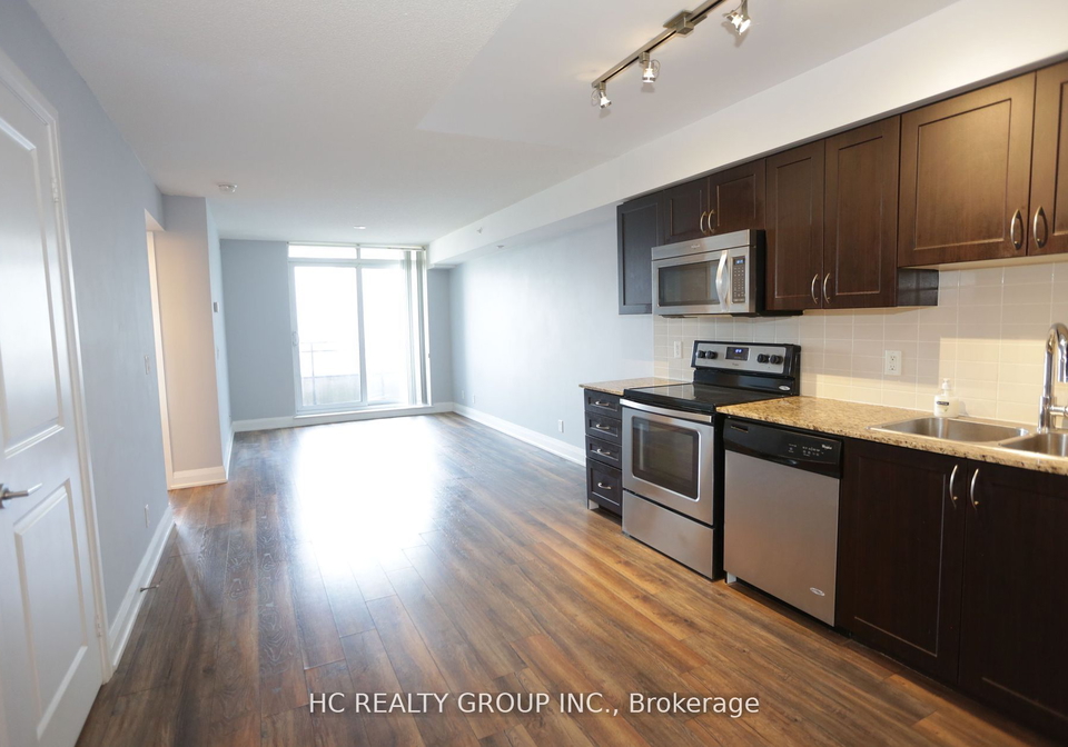 372-hwy-7-e-richmond-hill-ontario-n8323418