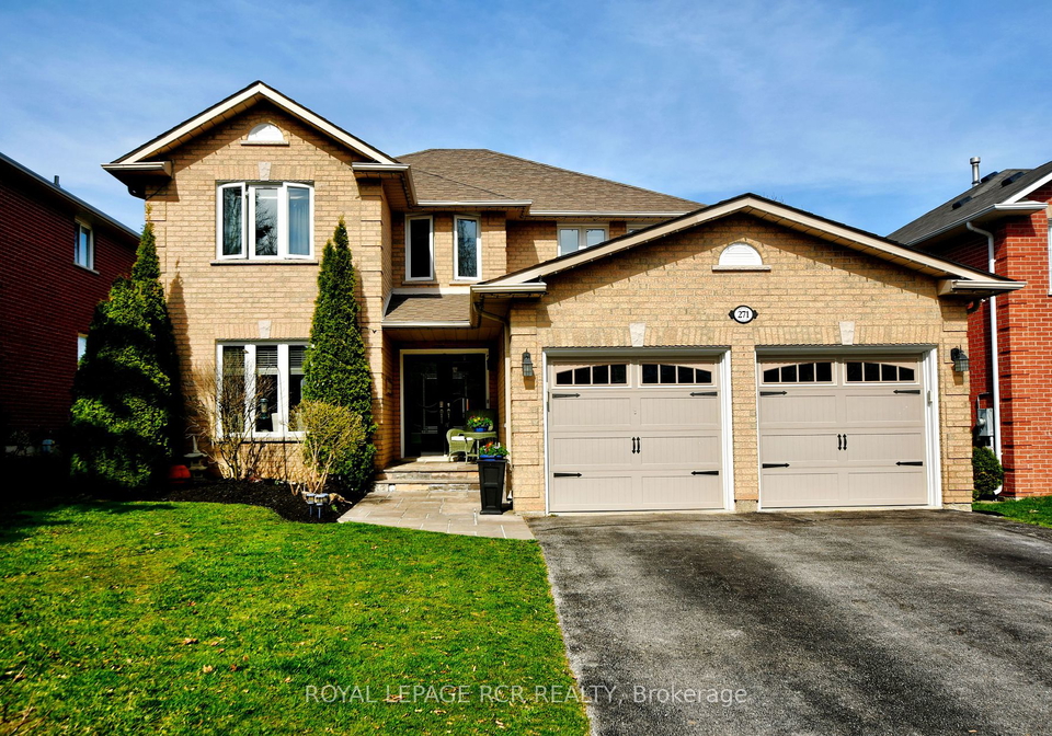 271-rhodes-circle-newmarket-ontario-n8379510