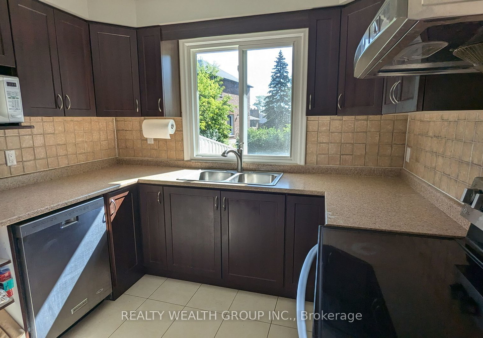 193-lucas-street-richmond-hill-ontario-n8395648