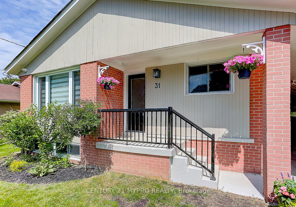 31-knowles-crescent-aurora-ontario-n8440110