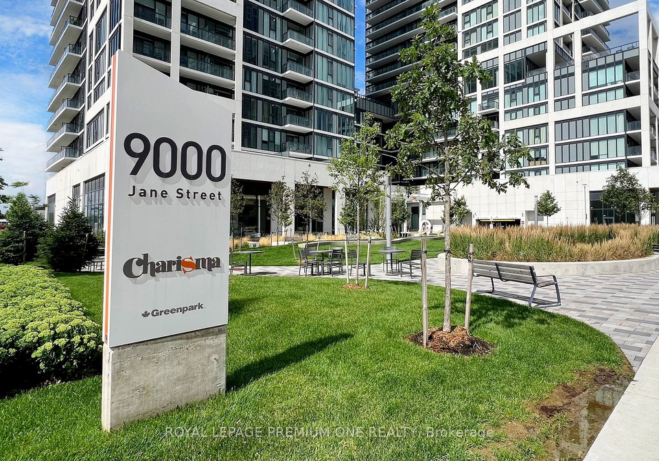 9000-jane-street-s-vaughan-ontario-n9018854