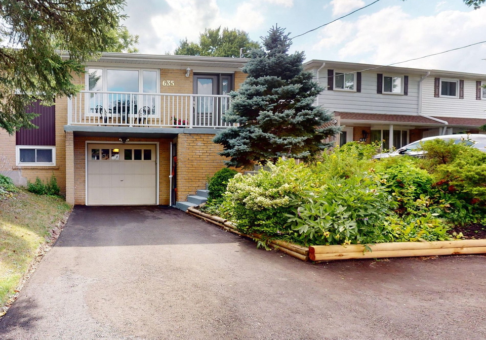 635-mountview-place-newmarket-ontario-n9034873