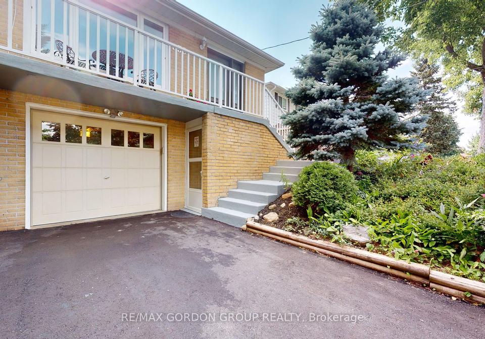 635-mountview-place-newmarket-ontario-n9034873