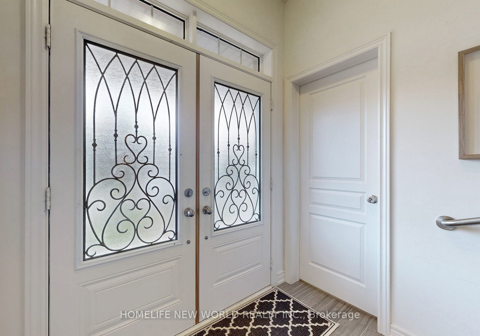 7-chouinard-way-aurora-ontario-n9391875