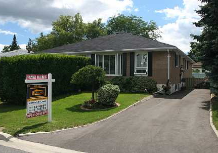 3-huron-court-aurora-ontario-n964920