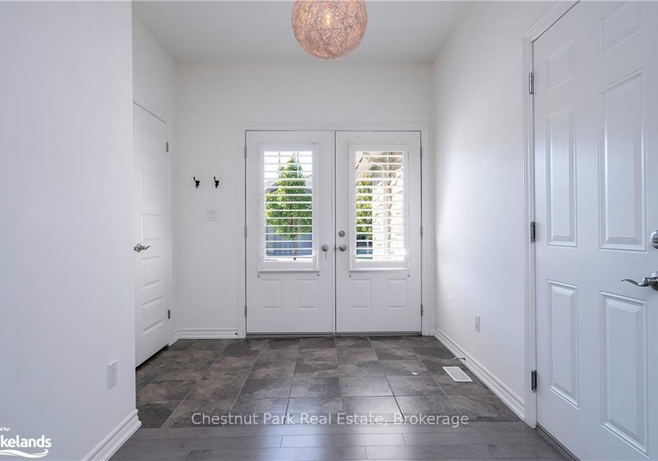 123-conservation-way-collingwood-ontario-s10894786