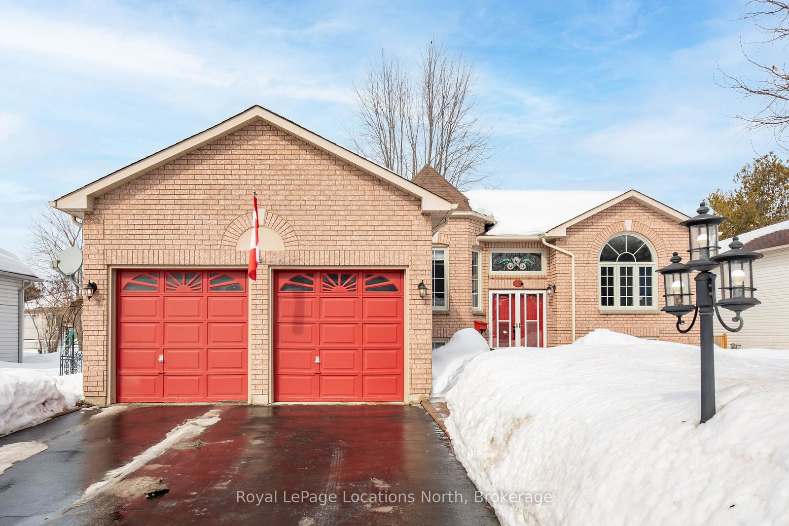 85-silver-birch-avenue-wasaga-beach-ontario-s11990294