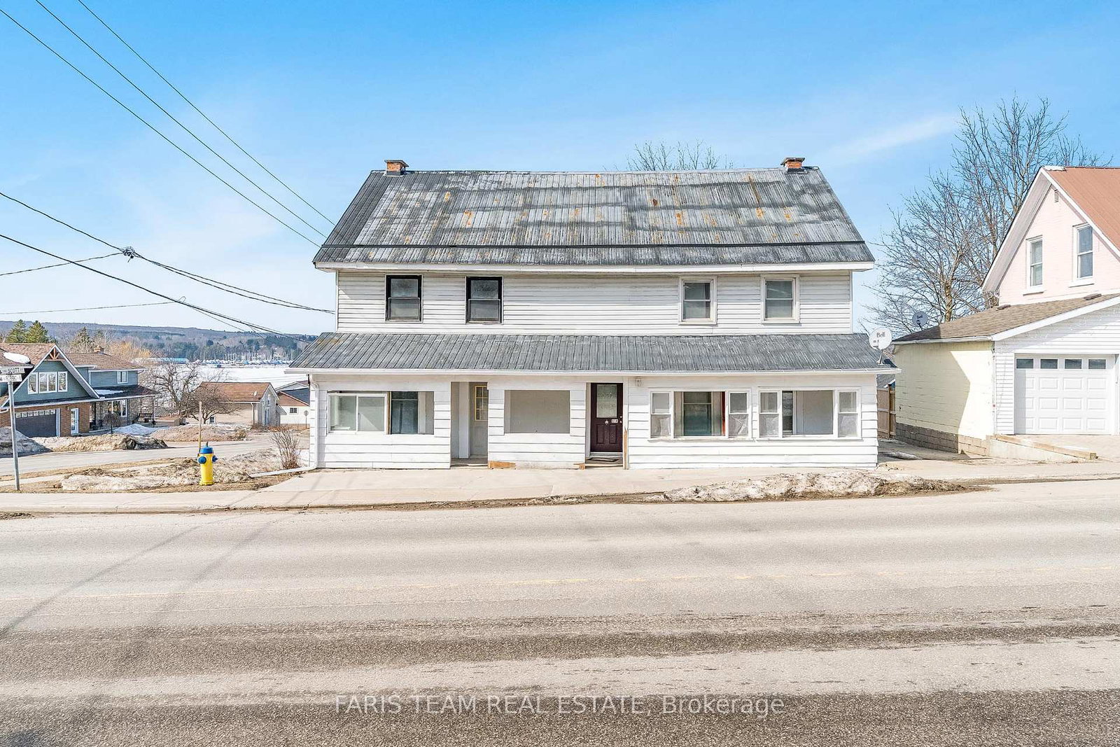 61-robert-street-w-penetanguishene-ontario-s11997862