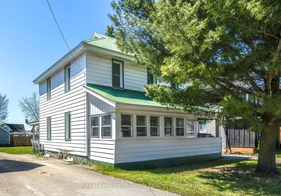 30-maria-street-penetanguishene-ontario-s12001120